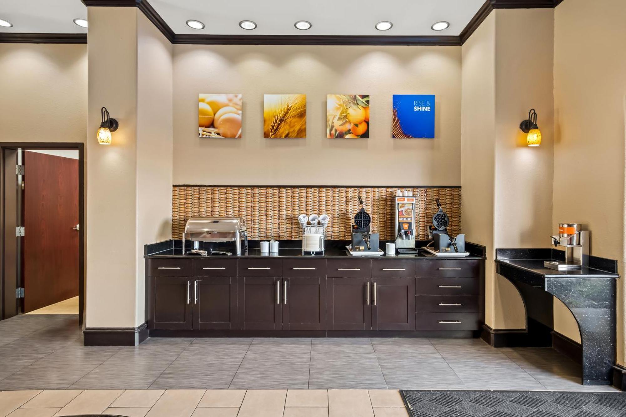 Comfort Suites Waxahachie - Dallas Екстер'єр фото